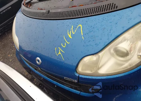 2008 Smart Fortwo Passion z USA, uszkodzony, nr VIN WMEEK31X78K130596